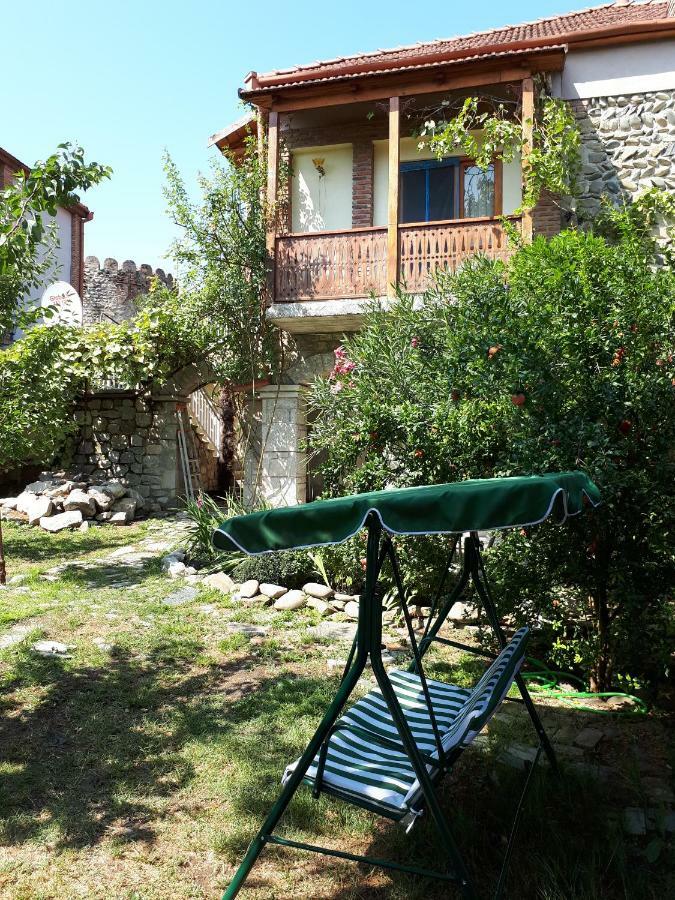 Old House Apartment With Garden Area Mtsʼkhetʼa Exterior foto